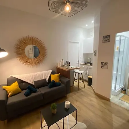 Апартаменты Le Cosy Du Canal. *